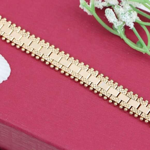 "Elegant Rose Gold Bracelet with Textured Link Detailing, XPBL1003 - Picture 11 of 12